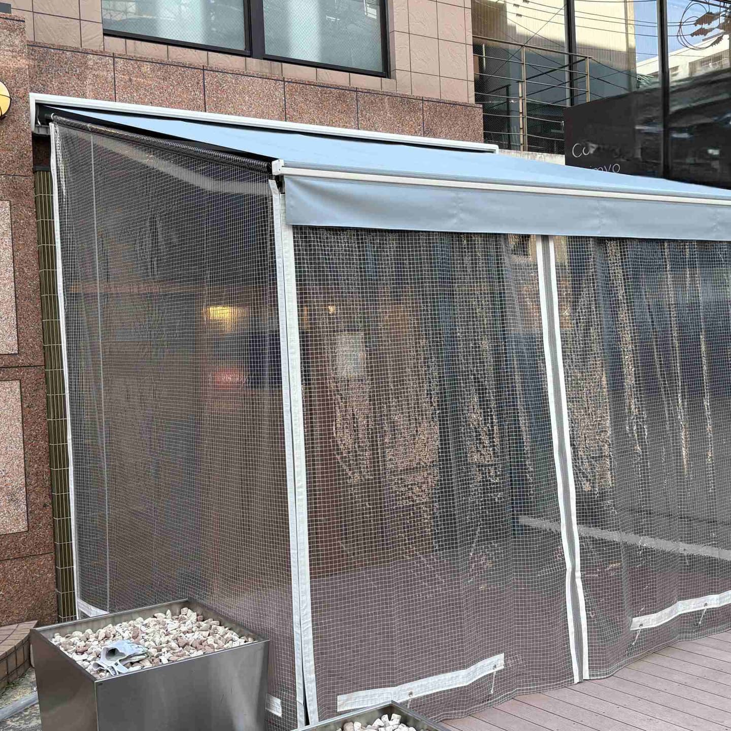 透明カーテン